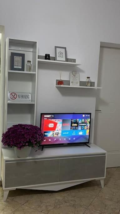 Es Apartment Tirana Eksteriør billede
